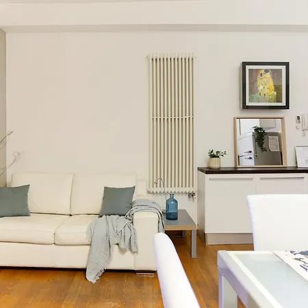 The Best Rent - Near Navigli Apartment Milan