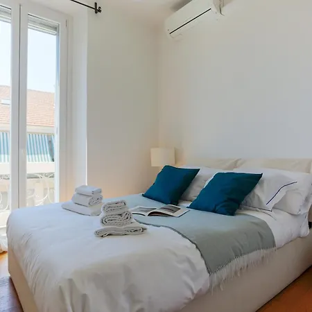 The Best Rent - Near Navigli Apartment *